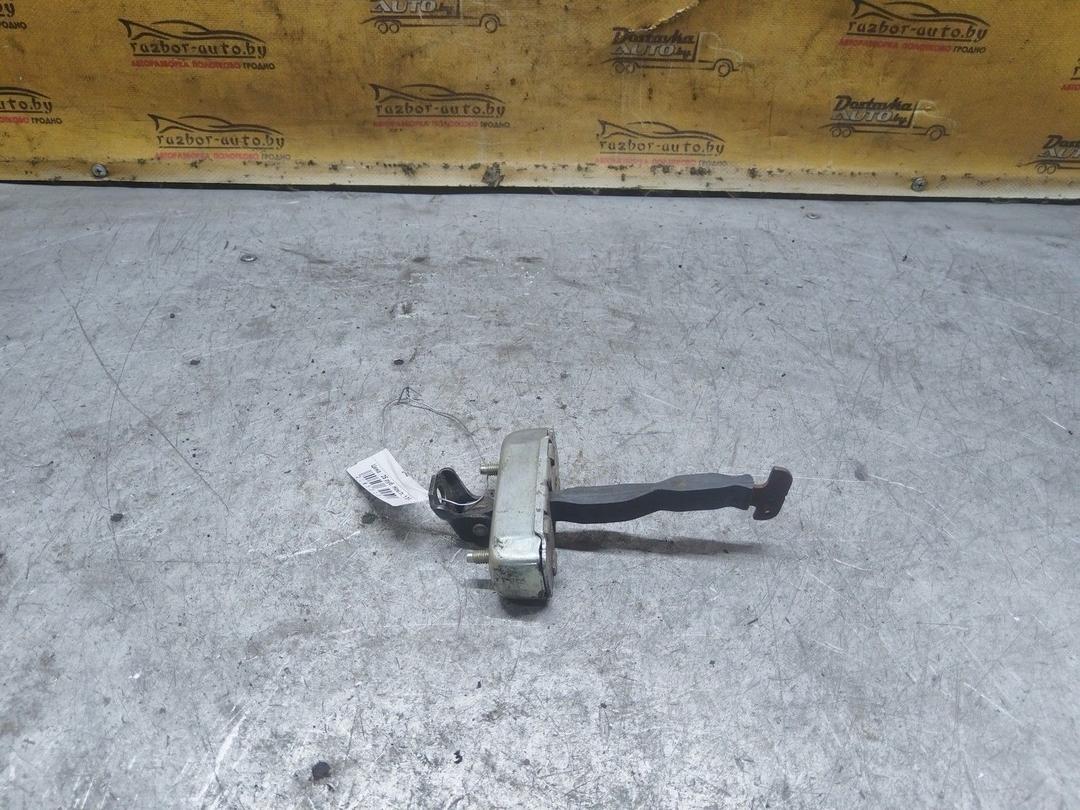 Ограничитель открывания двери передней SNGEUT Toyota Corolla Verso