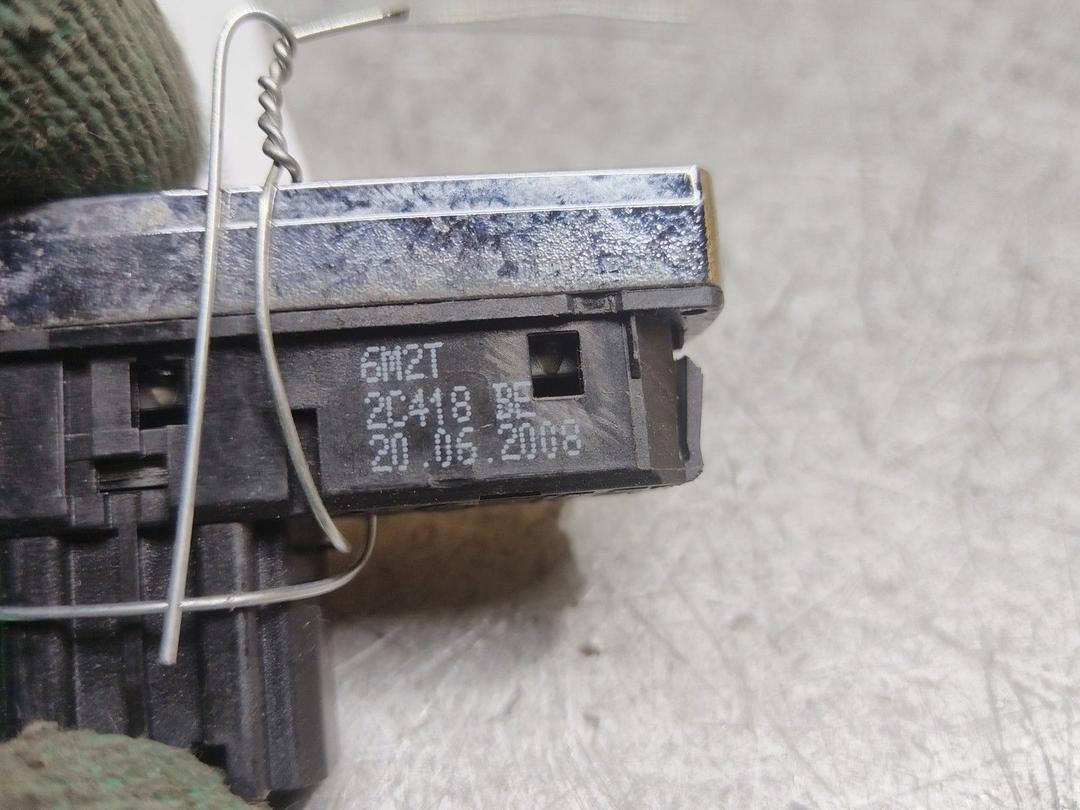 Кнопка антипробуксовочной системы GTHJ37 Ford Mondeo купить в магазине запчастей бу