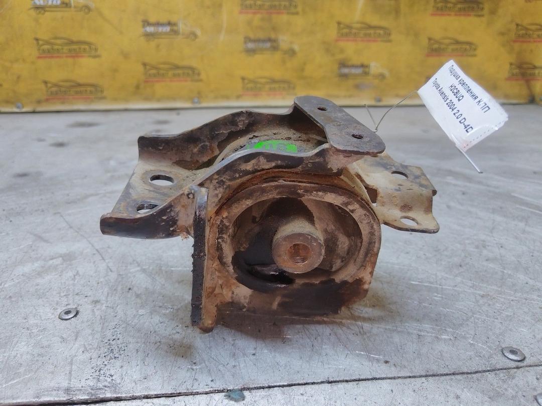 Подушка крепления КПП H2CBUQ Toyota Avensis