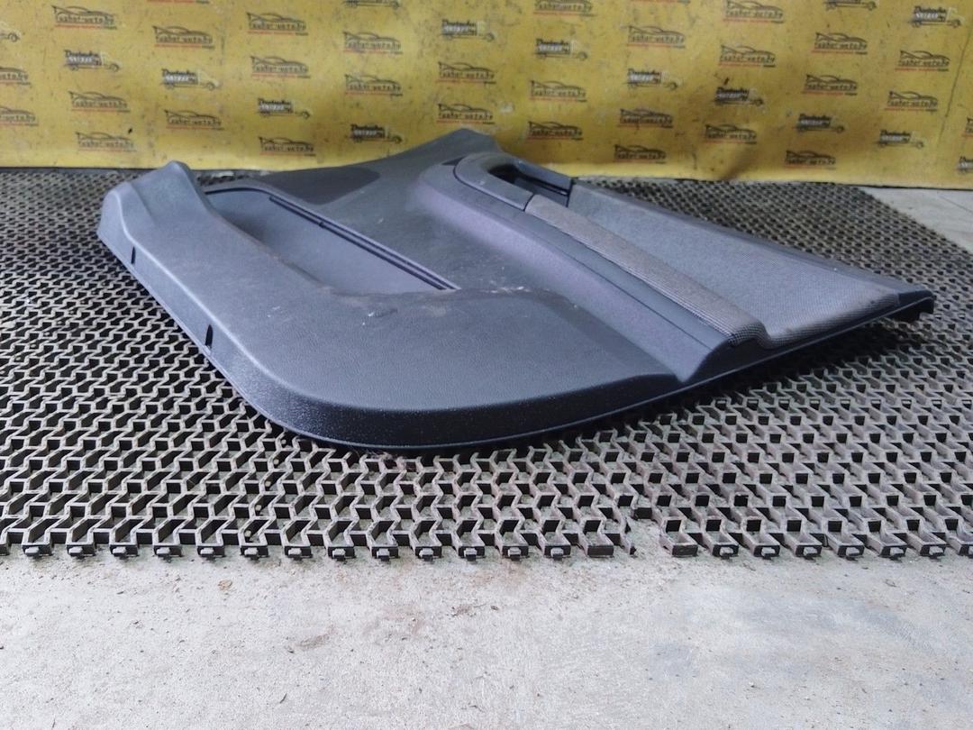 Обшивка двери передней правой (дверная карта) RETCZA Skoda Fabia купить в магазине запчастей бу