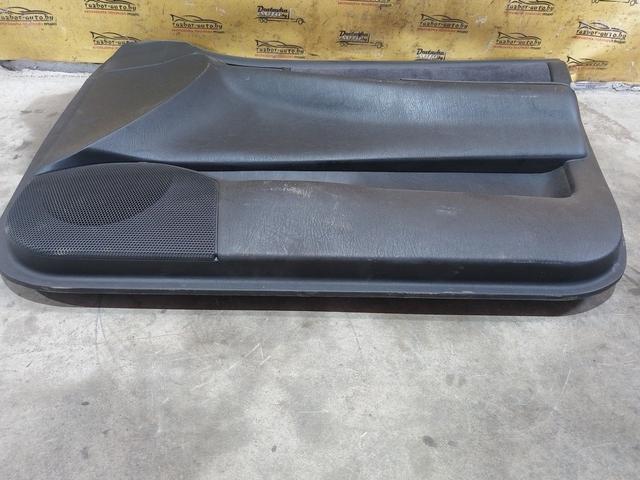 Обшивка двери передней правой (дверная карта) PS0D82 Toyota Corolla купить с доставкой