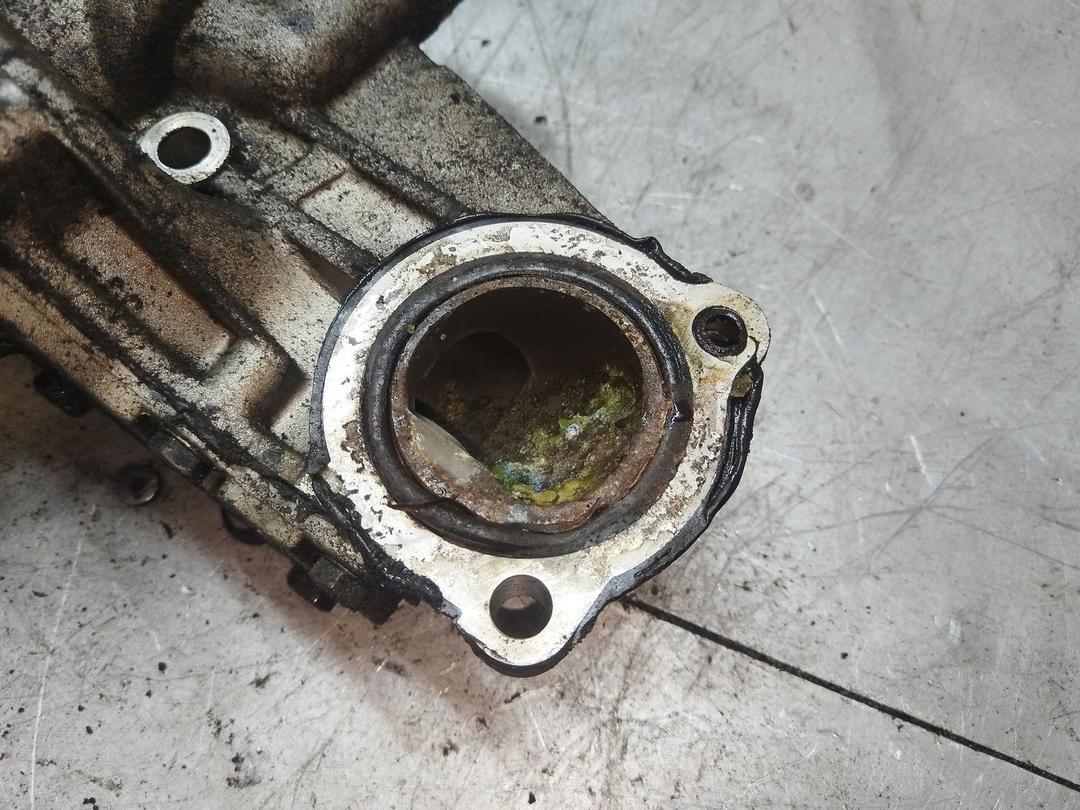 Помпа 8J0YB5 Volkswagen Sharan купить с доставкой