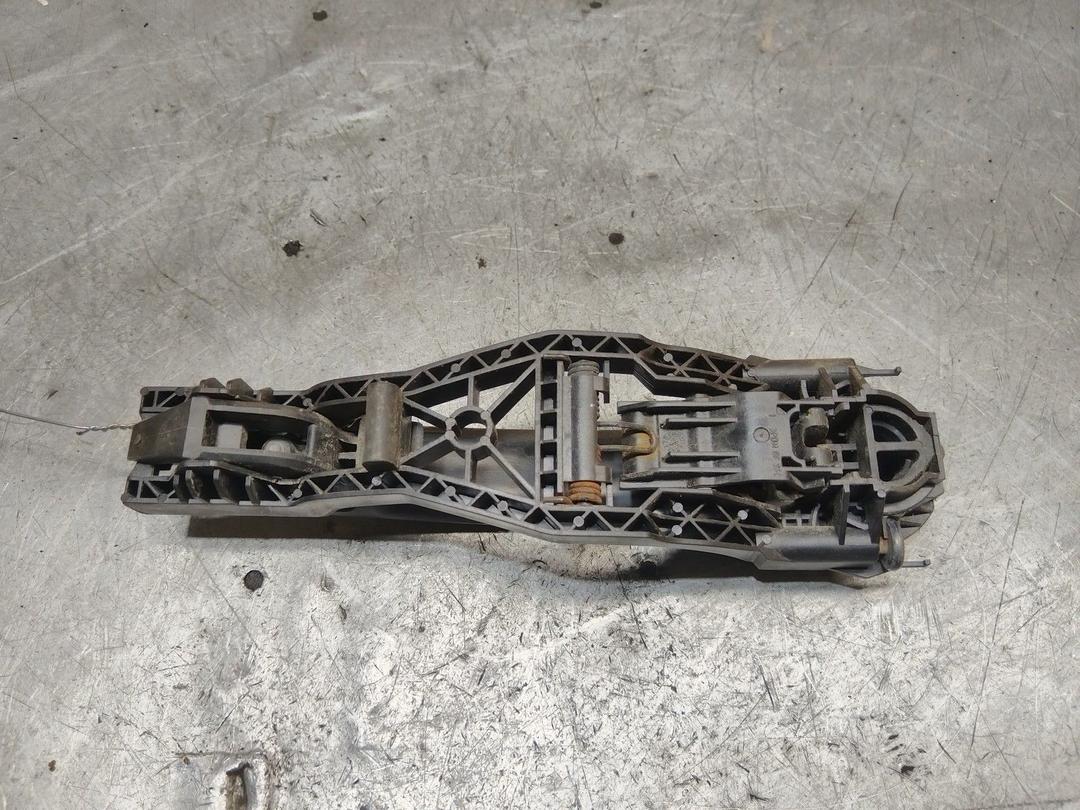 Ручка наружная передняя правая 8DDVZB Skoda Fabia купить