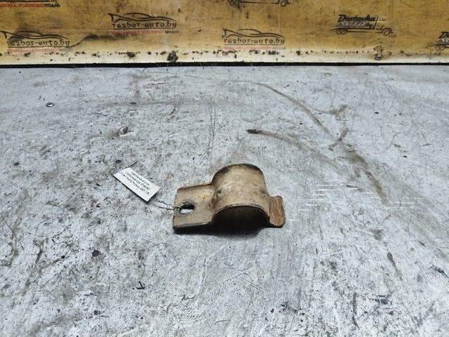 Крепление втулки стабилизатора M16W5D Citroen Xsara Picasso