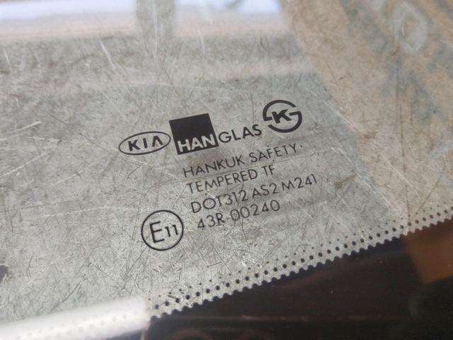 Стекло кузовное боковое левое QNRSUM Kia Carnival купить