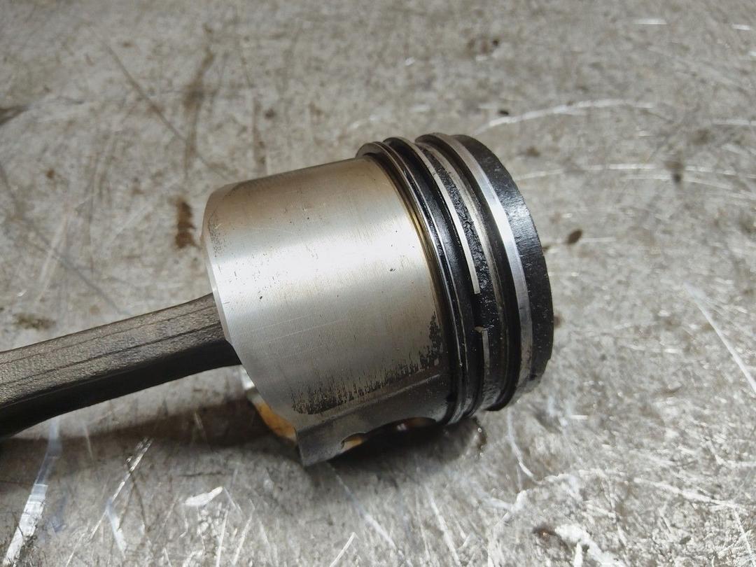 Поршень A81EOK Peugeot 406 - Фото 4