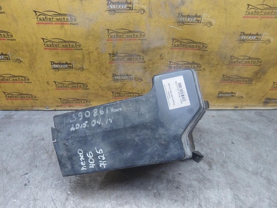 Короб предохранителей K1IM4V Peugeot 406 undefined