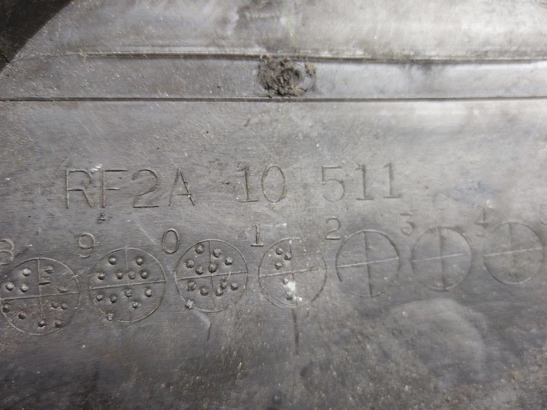 Защита (кожух) ремня ГРМ ZK5D98 Mazda 626 купить в магазине запчастей бу