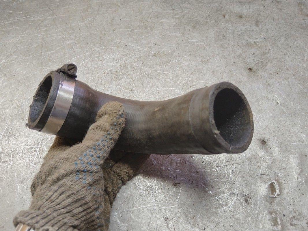 Патрубок турбины 59C9CP Volkswagen Passat - Фото 4