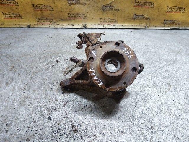 Кулак поворотный правый 8ZNXIC Citroen Xsara Picasso