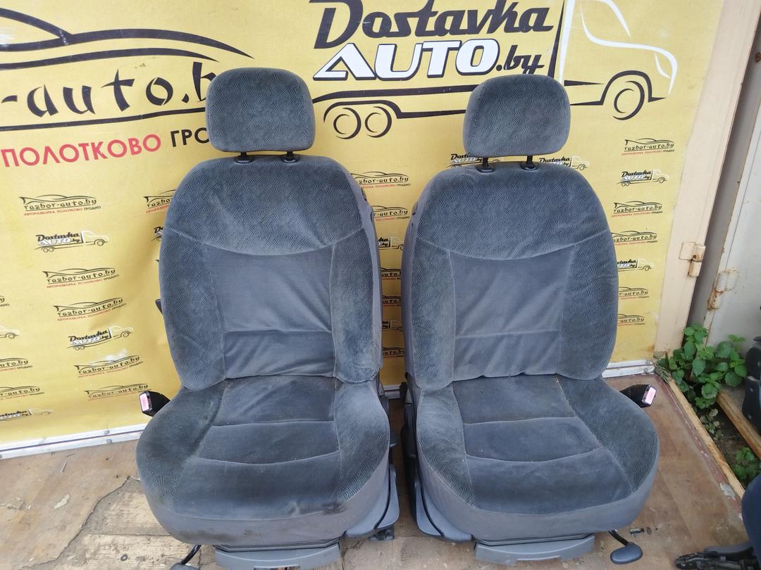 Салон (комплект сидений) 7VT7UV Renault Laguna undefined