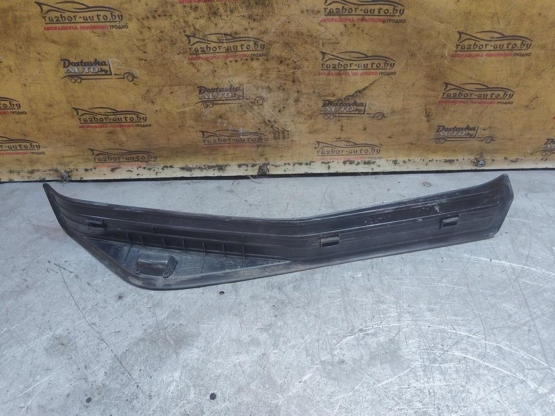 Накладка на порог внутренняя задняя левая 6JHEO3 BMW 3 E46 - Фото 3