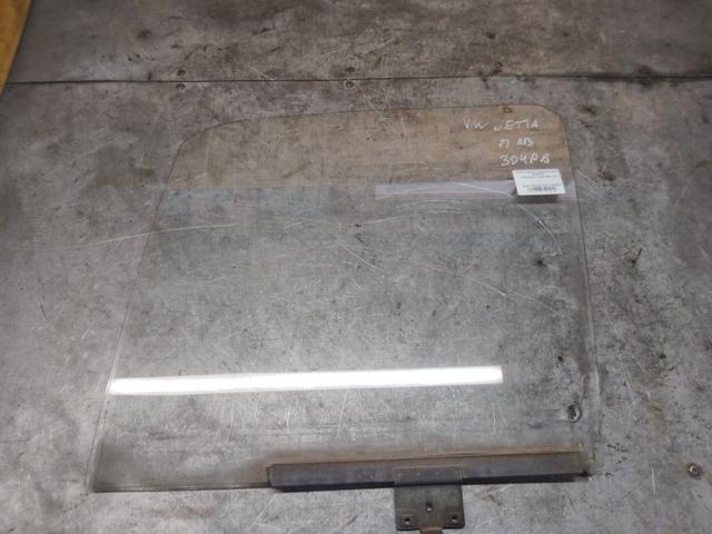 Стекло двери передней левой BORH5D Volkswagen Jetta