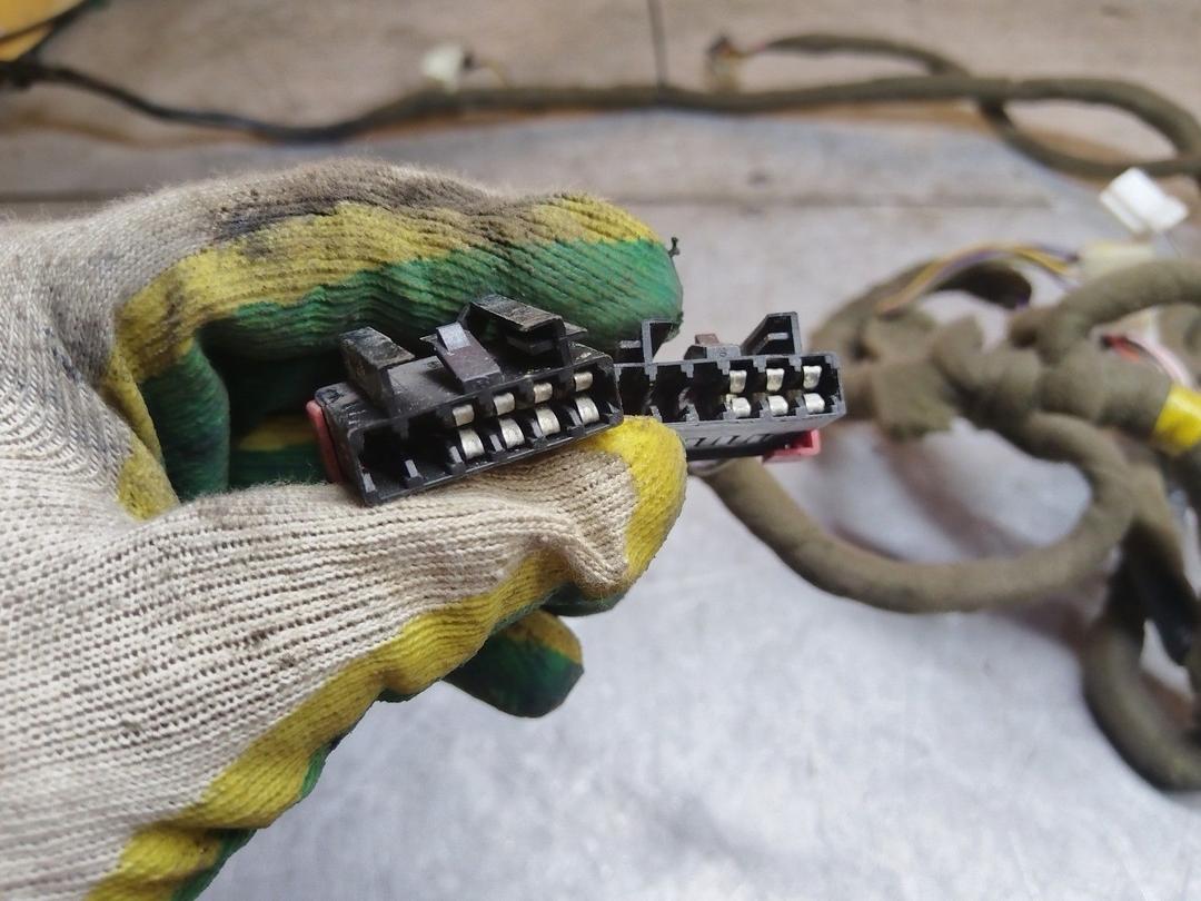 Блок предохранителей L3GQON Fiat Palio undefined