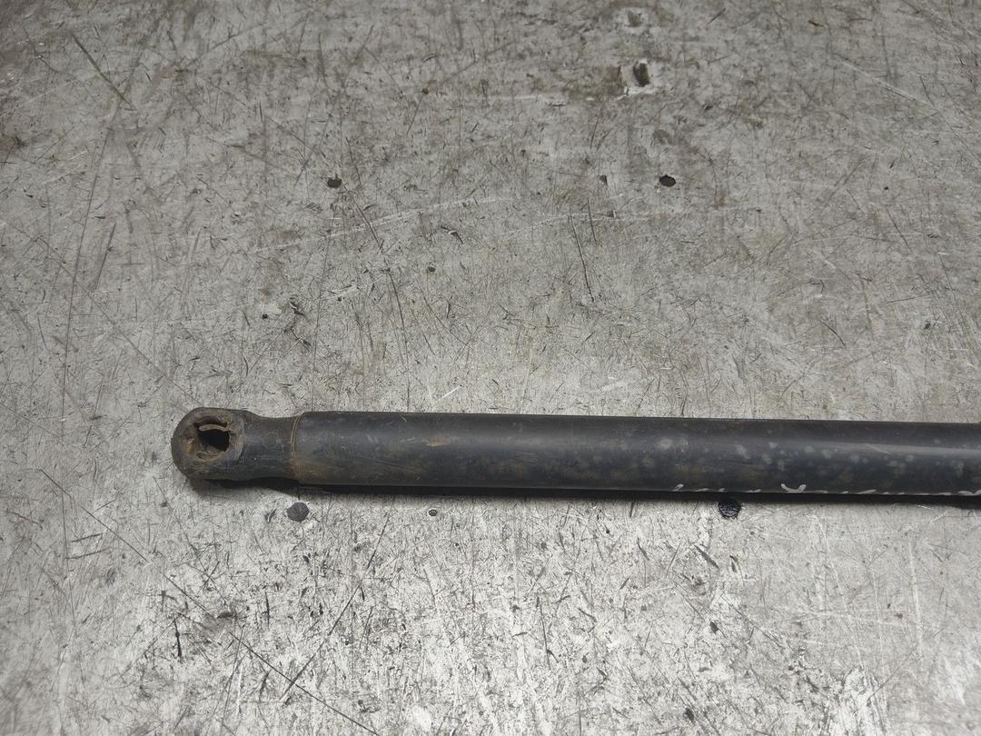 Амортизатор крышки багажника (3-5 двери) O21TNX Skoda Roomster купить с доставкой. Огромный выбор запчастей и марок авто. У нас есть практически все.