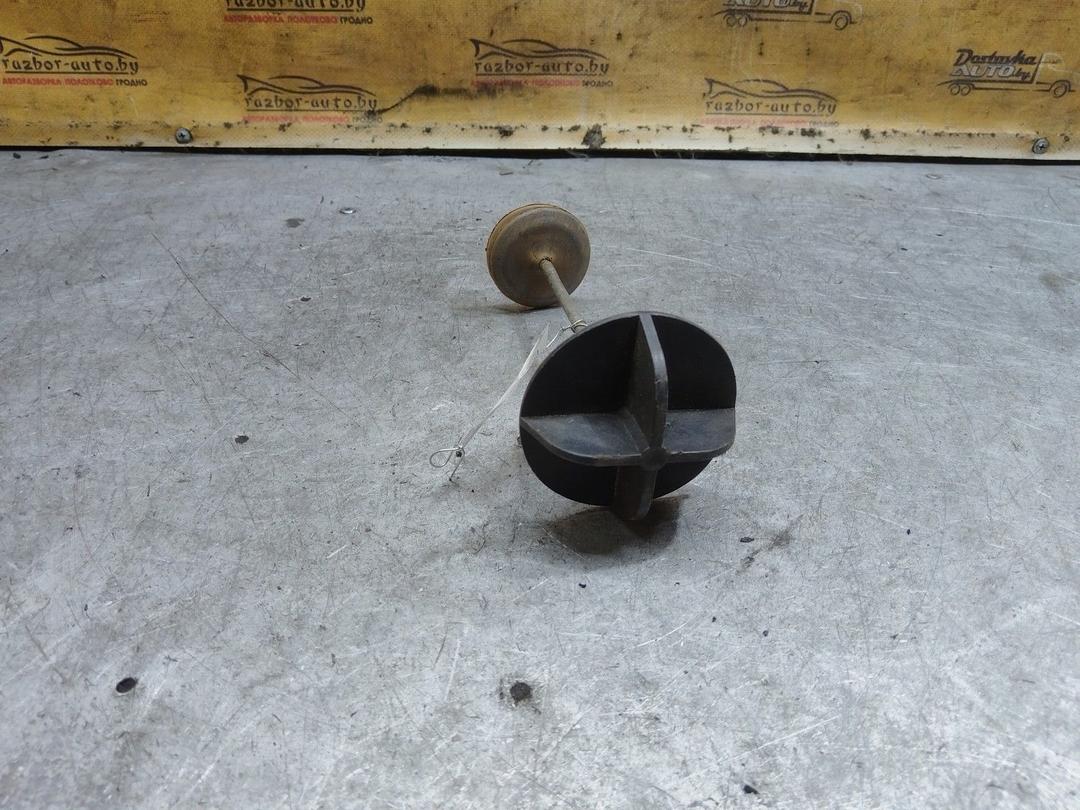 Крепление запаски DLNA6P Mitsubishi Carisma купить