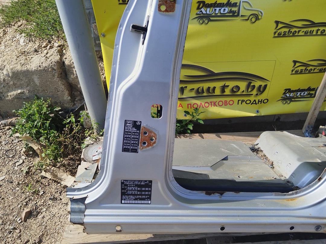 Стойка кузовная центральная левая KJ2J7Q Mercedes ML W163 купить