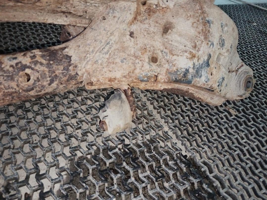 Балка подвески задняя E7YLUR Mazda 6 undefined