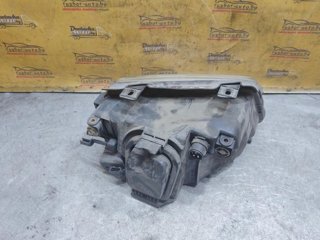 Фара левая Z5T9VS Audi A4 купить в магазине запчастей бу