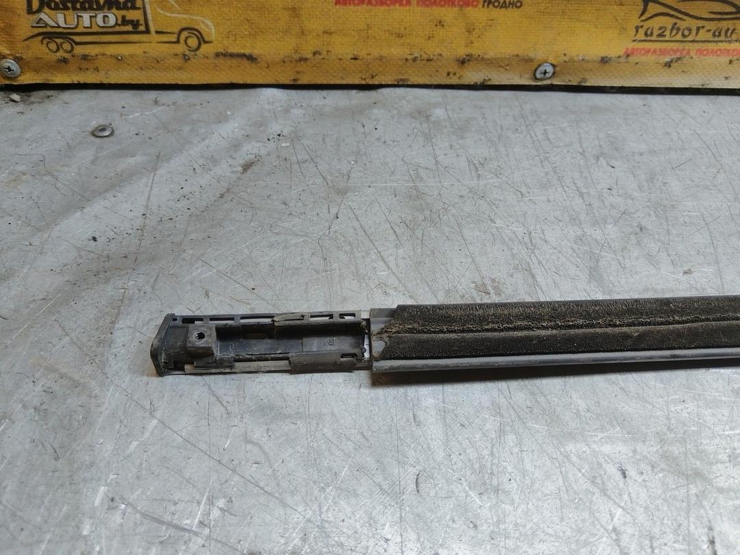 Молдинг стекла двери задней правой наружный UUS184 Honda Accord купить с доставкой