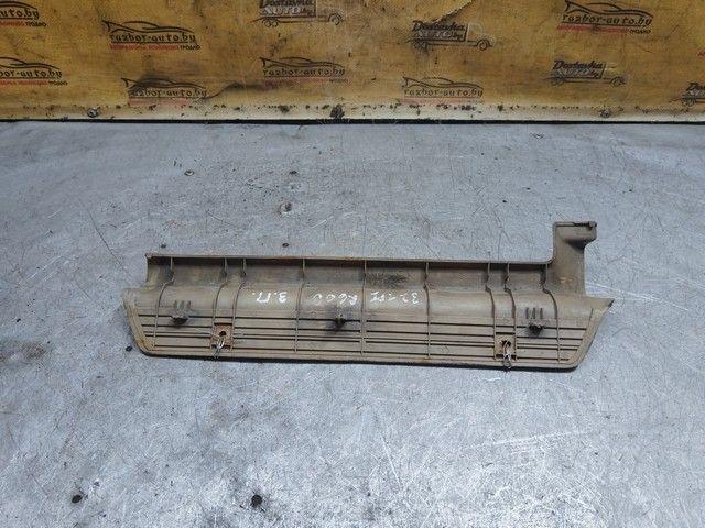 Накладка на порог внутренняя задняя правая HN9UGG Rover 600 купить с доставкой