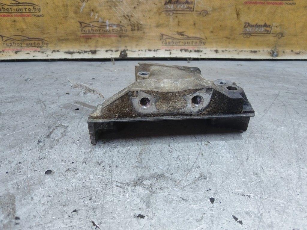 Кронштейн двигателя O934X8 Ford Mondeo - Фото 2