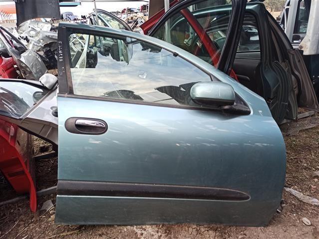 Дверь передняя правая 20491D Nissan Almera