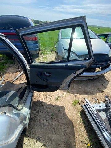 Обшивка двери задней правой (дверная карта) 2JNKRF Peugeot 406