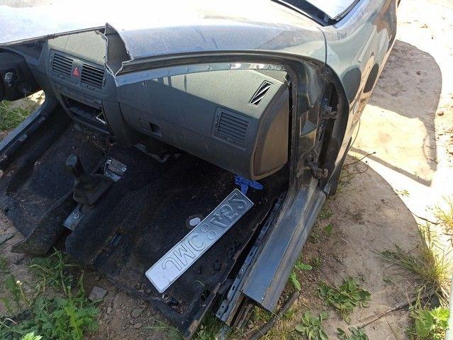 Петля двери передней правой ZWE1V6 Skoda Fabia купить