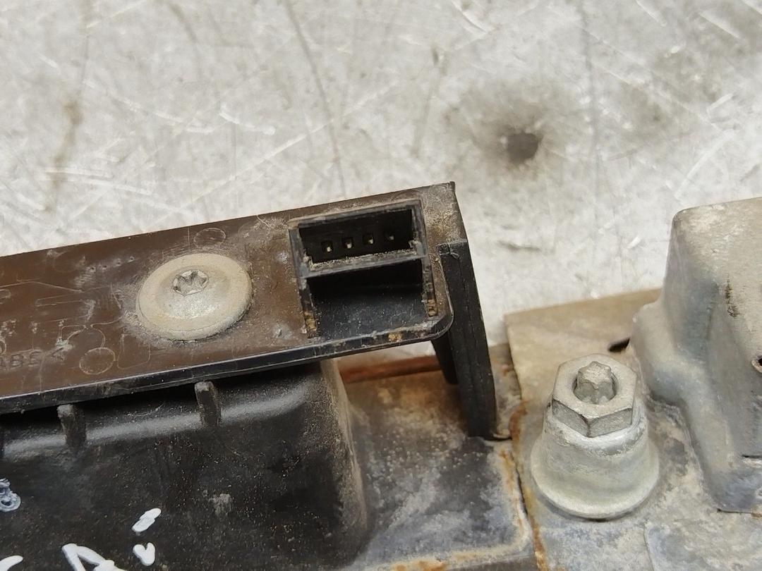 Накладка подсветки номера EZJEED Audi A4 купить с доставкой