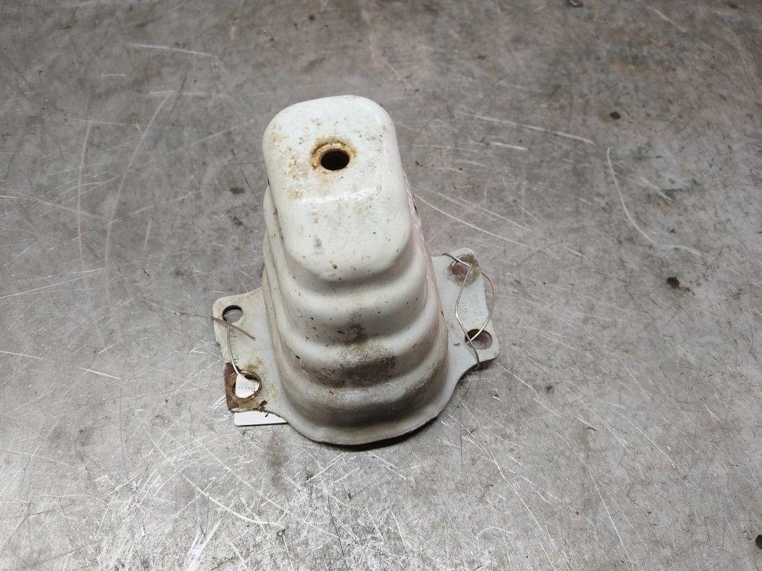 Кронштейн крепления бампера заднего OUG14F Nissan Note купить