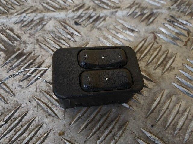 Кнопка стеклоподъемника переднего левого 9231X4 Opel Zafira - Фото 1