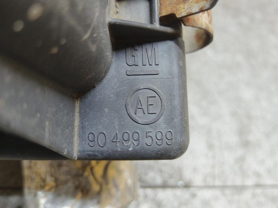 Корпус воздушного фильтра 5JQQU2 Opel Vectra купить на авторазборке