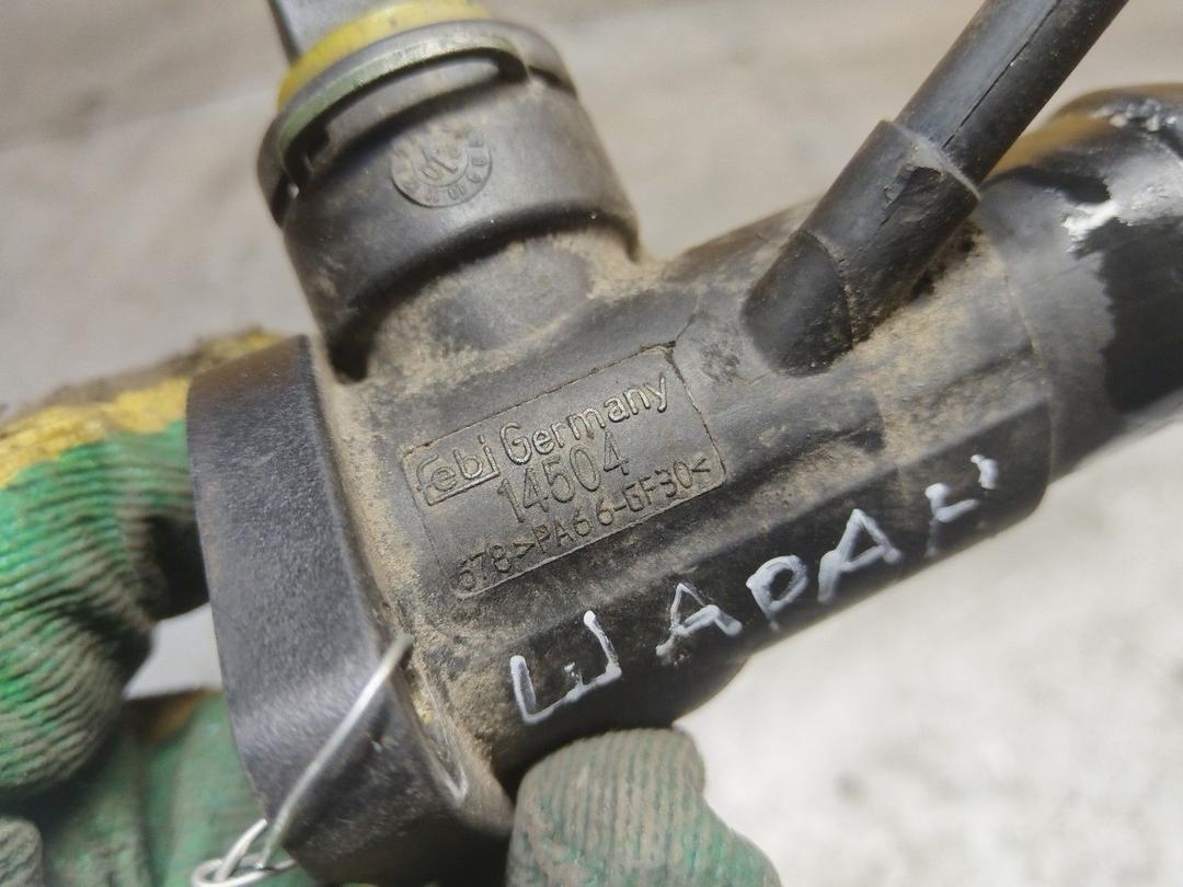 Фланец (тройник) системы охлаждения AB237G Volkswagen Sharan купить в магазине запчастей бу