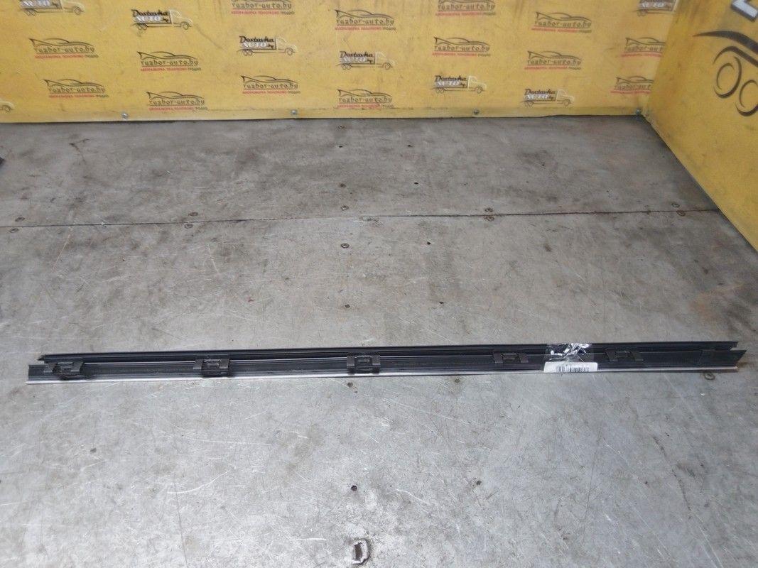 Молдинг стекла двери передней правой внутренний WQJ0P3 BMW 5 E39 купить