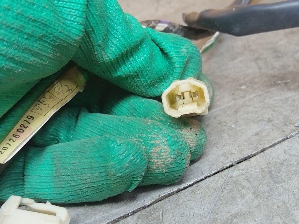 Проводка крышки багажника 40HSW1 Toyota Corolla Verso undefined