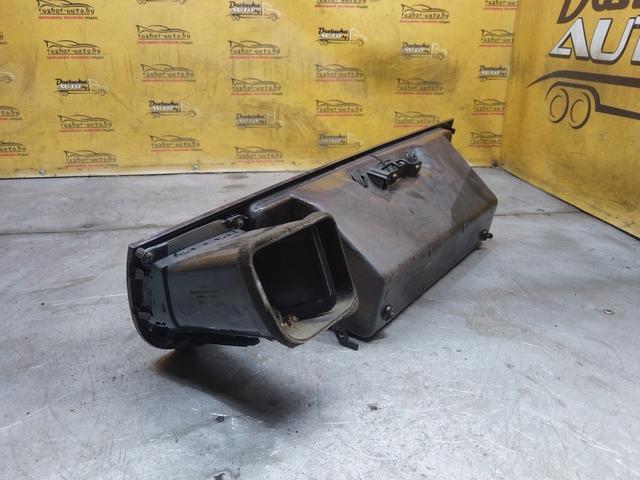 Бардачок 8IN9KD Hyundai Trajet купить с доставкой