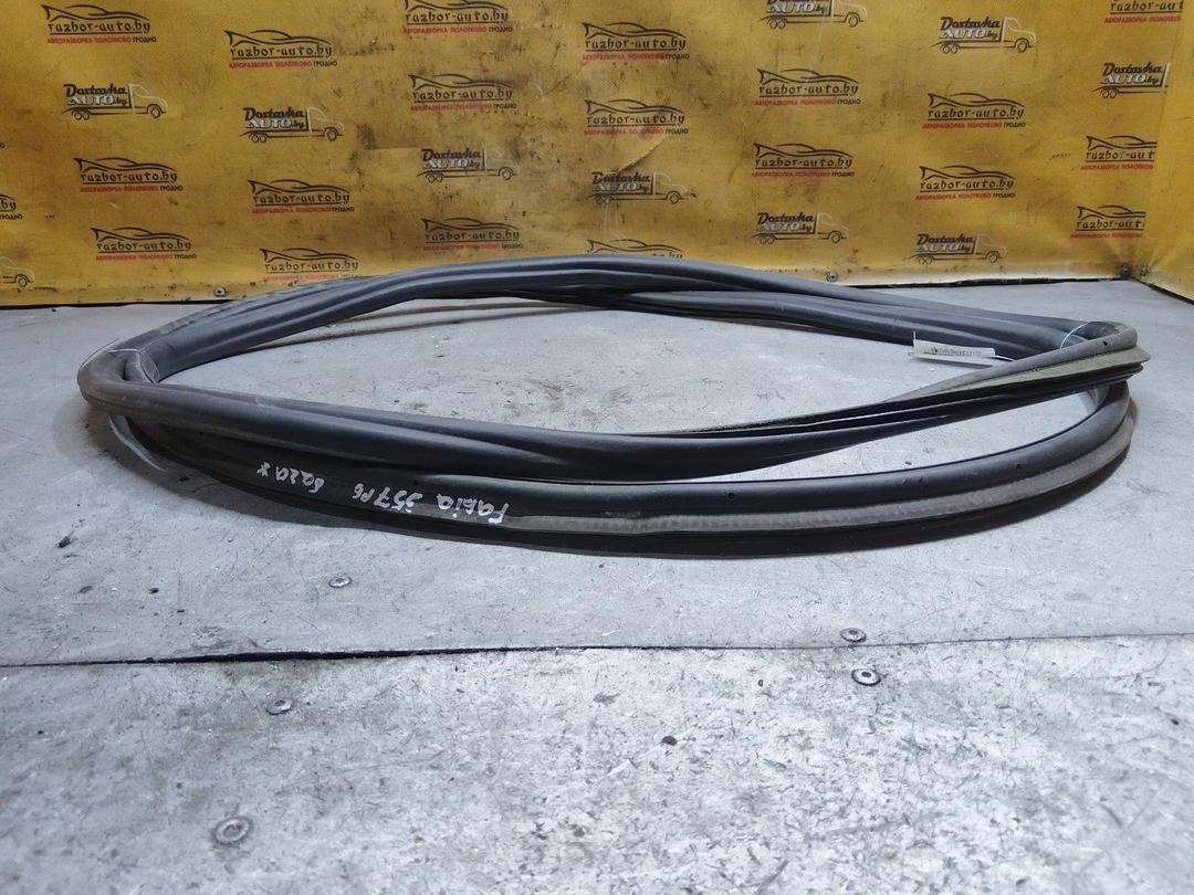 Уплотнитель багажника NYIU01 Skoda Fabia купить в магазине запчастей бу