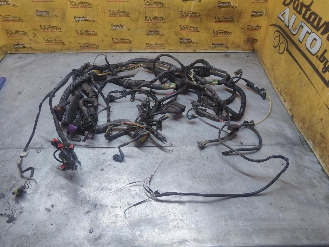 Проводка двигателя 392NLE Peugeot 406