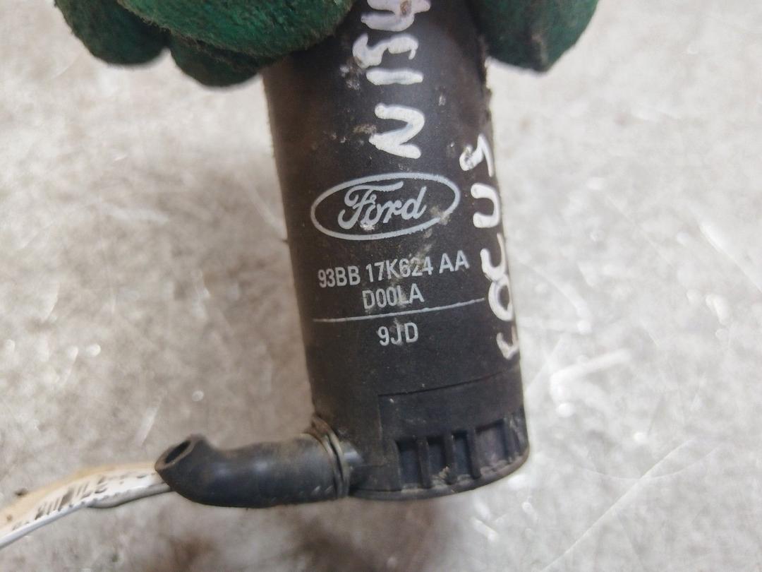 Насос (моторчик) омывателя стекла 4JVPSK Ford Focus - Фото 4