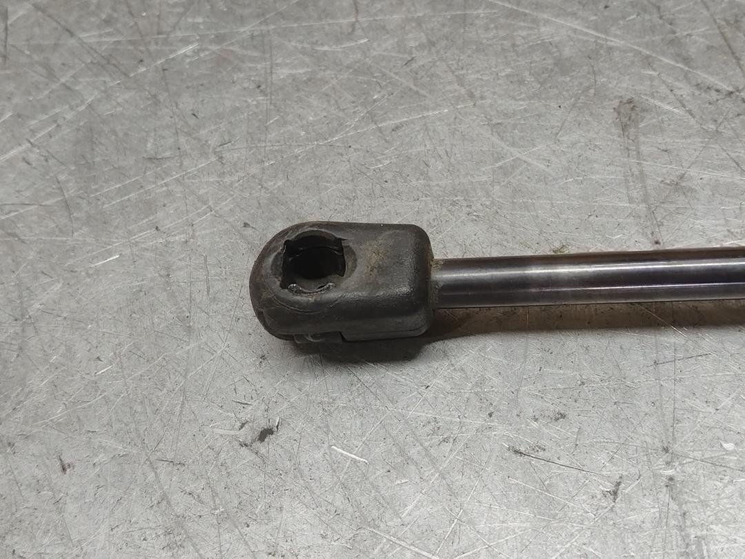 Амортизатор стекла багажника 67CQUT Renault Scenic RX4 - Фото 3