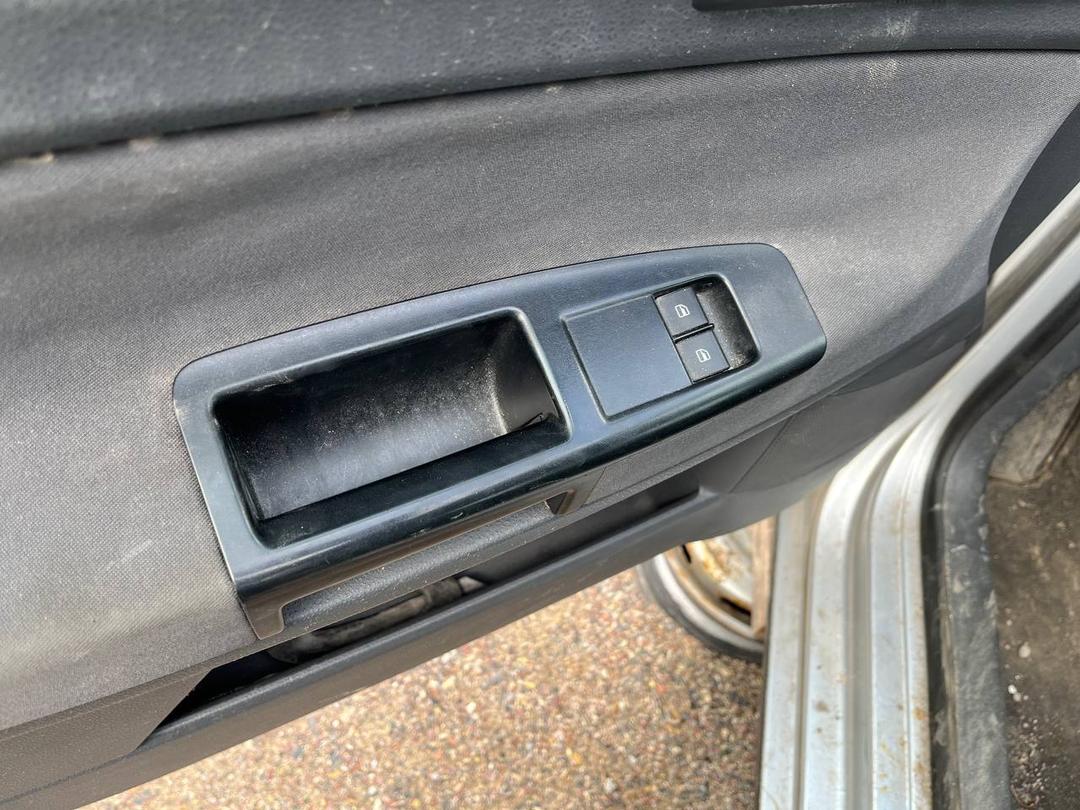 Блок управления стеклоподъемниками 8UXY6G Volkswagen Polo купить