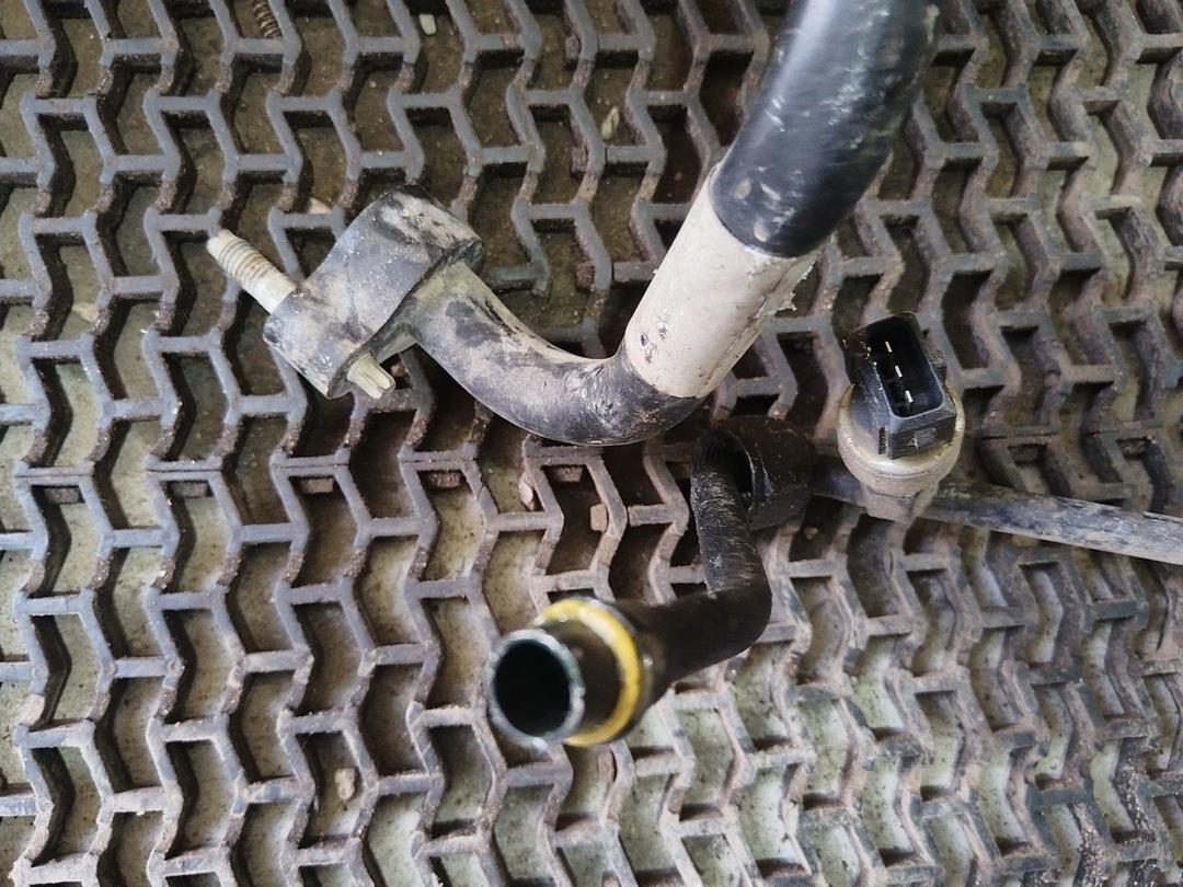 Трубка кондиционера L958AE Volvo S40 undefined