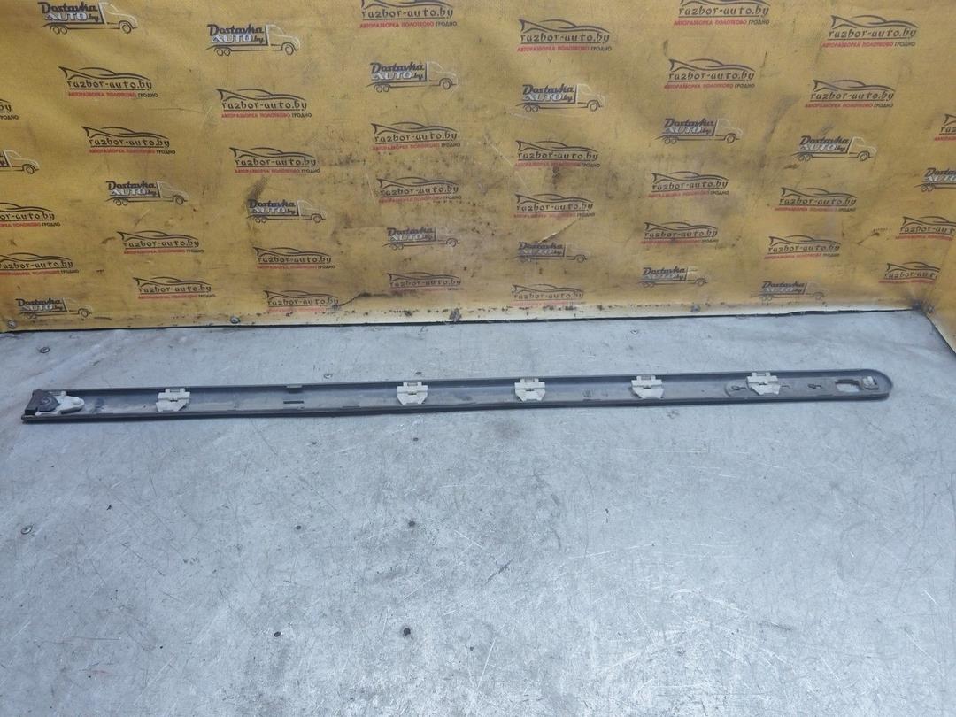 Молдинг двери передней левой IU88KB Renault Laguna купить в магазине запчастей бу