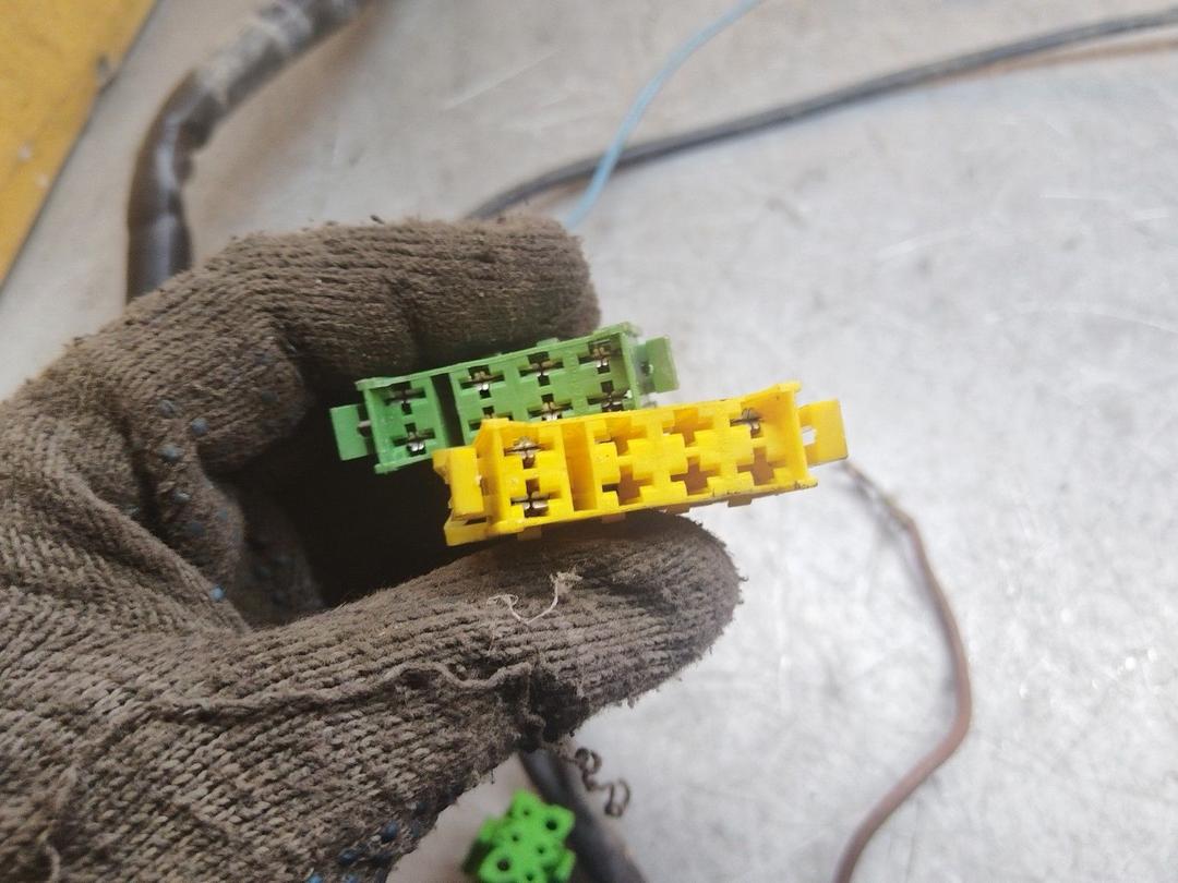 Проводка 2KSDT7 Audi 80 - Фото 2