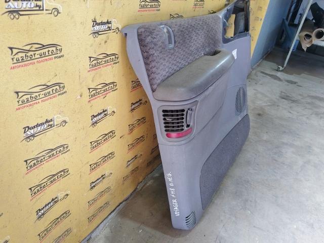 Обшивка двери передней левой (дверная карта) QYV73Y Chrysler Voyager купить с доставкой