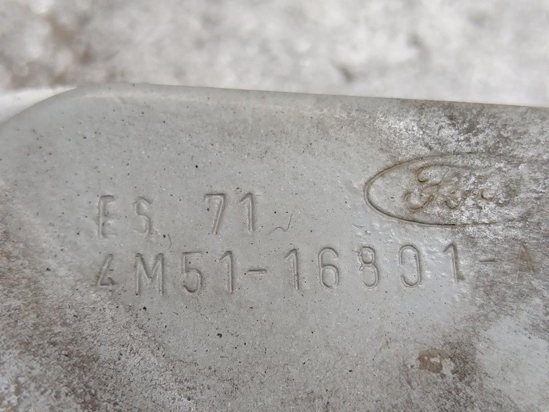 Петля капота левая GFSNPA Ford Focus - Фото 4