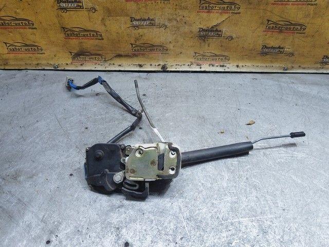 Замок двери передней правой DXAGDE Rover 600