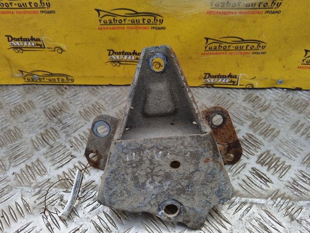 Кронштейн крепления балки подвески 4UY3CJ Renault Laguna - Фото 2