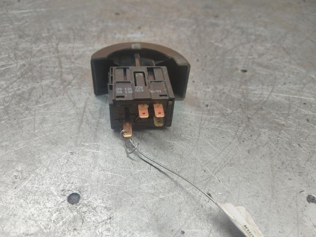 Кнопка аварийной сигнализации XCOYMX Opel Astra - Фото 4